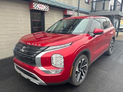 Used 2023 Mitsubishi Outlander SE