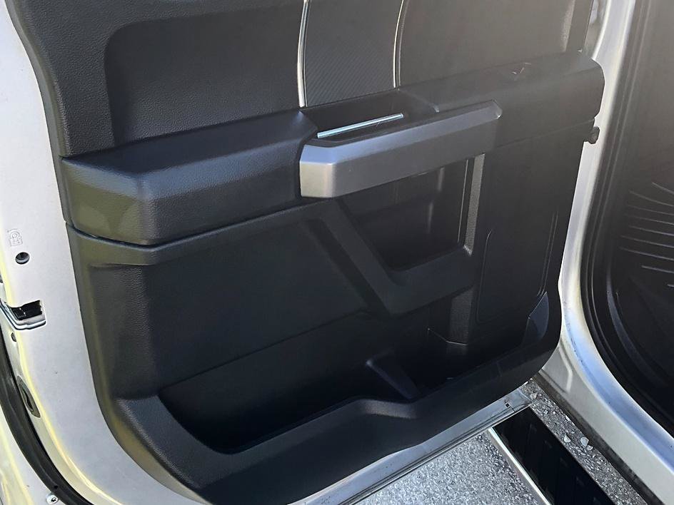 Used 2019 Ford F150 XLT w/ Equipment Group 302A Luxury AWD/4WD image 30