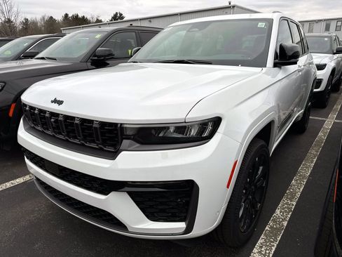 New 2026 Jeep Grand Cherokee Limited image 4