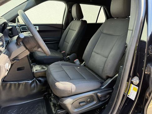Used 2020 Ford Explorer 4WD Police Interceptor image 3