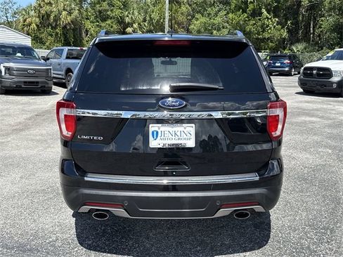 Used 2018 Ford Explorer Limited image 6
