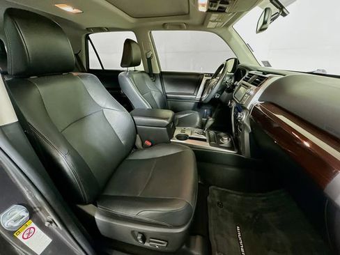 Used 2016 Toyota 4Runner Limited image 28
