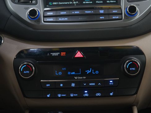 Used 2017 Hyundai Tucson Limited image 15