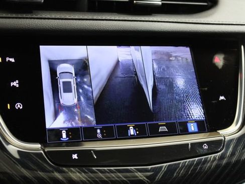 Used 2024 Cadillac XT6 Premium Luxury w/ Technology Package AWD/4WD image 23