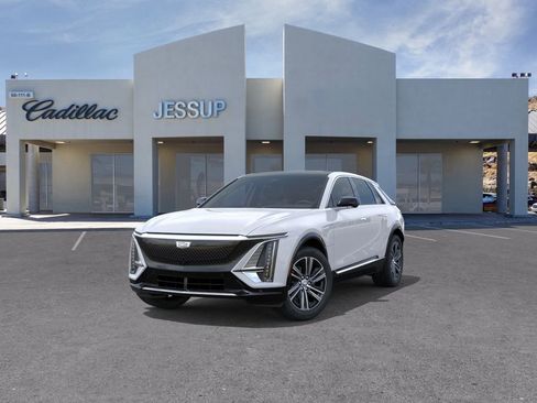 New 2026 Cadillac Lyriq Luxury image 8