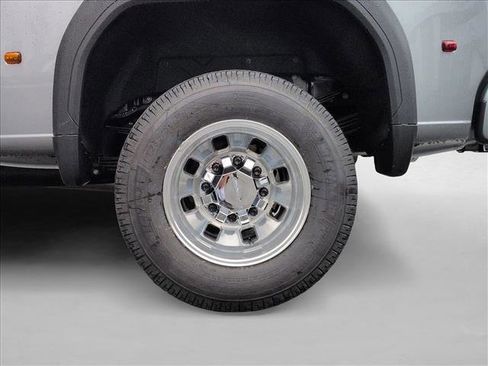 New 2026 GMC Sierra 3500 Denali w/ Denali Reserve Package AWD/4WD image 10