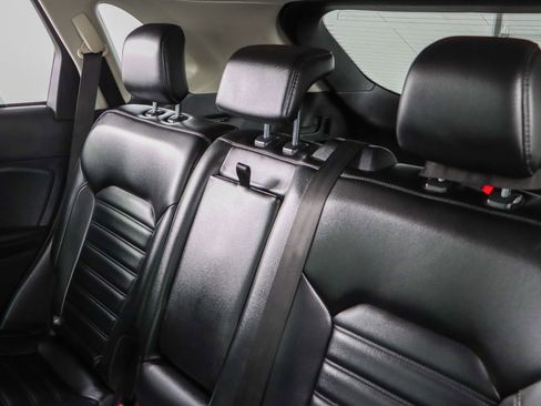 Used 2020 Ford Edge SEL image 24