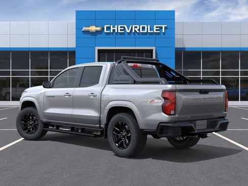 New 2026 Chevrolet Colorado Z71 w/ Midnight Edition AWD/4WD image 3