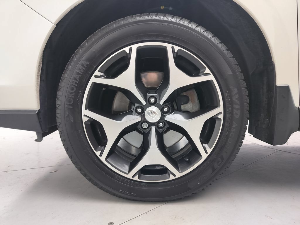 Used 2014 Subaru Forester 2.0XT Touring AWD/4WD image 25