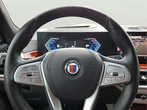 Used 2024 BMW ALPINA XB7 image 22