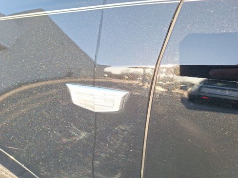 Used 2018 Cadillac XT5 FWD w/ LPO, Wheel Lock Package image 13