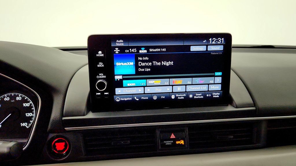 Used 2024 Honda Pilot Touring image 19