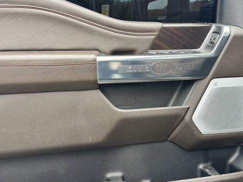 Used 2025 Ford F250 King Ranch w/ Chrome Package AWD/4WD image 23