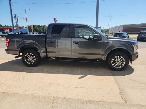 Used 2018 Ford F150 XLT w/ Equipment Group 302A Luxury AWD/4WD image 9