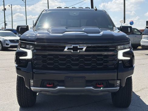 Used 2022 Chevrolet Silverado 1500 ZR2 w/ Technology Package AWD/4WD image 28