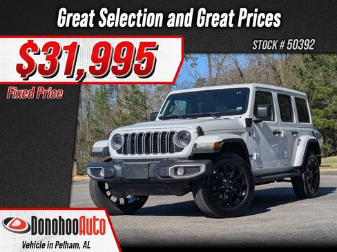 Used 2025 Jeep Wrangler Sahara image 1