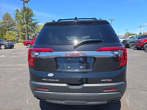 Used 2023 GMC Acadia AT4 w/ Technology Package AWD/4WD image 8