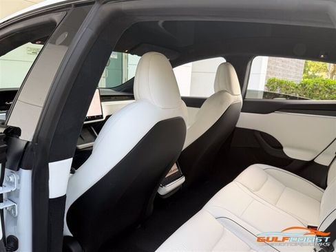 Used 2022 Tesla Model S Plaid AWD/4WD image 24