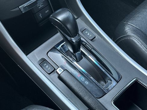 Used 2015 Honda Accord EX-L image 19