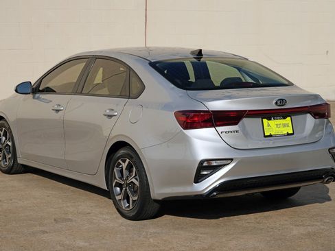 Used 2021 Kia Forte LXS FWD image 41