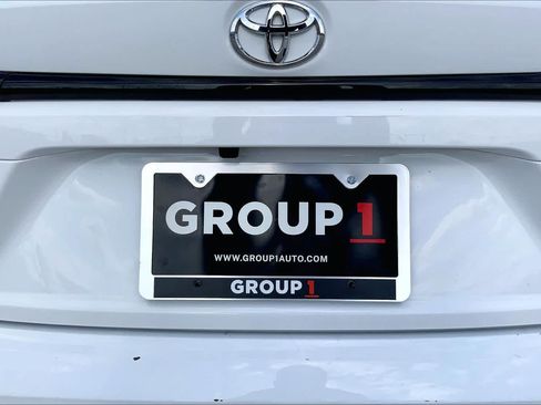 Used 2024 Toyota Corolla LE FWD image 10