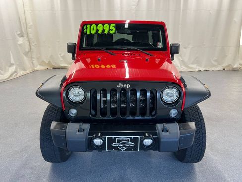 Used 2018 Jeep Wrangler Unlimited Sport S AWD/4WD image 2