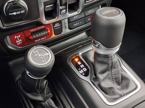 New 2026 Jeep Gladiator Mojave AWD/4WD image 14