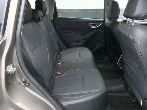 Used 2019 Subaru Forester Limited image 11