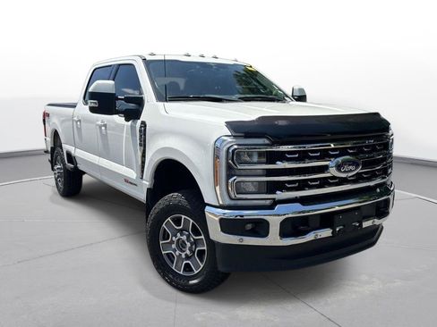 Used 2023 Ford F350 Lariat w/ Lariat Ultimate Package AWD/4WD image 4