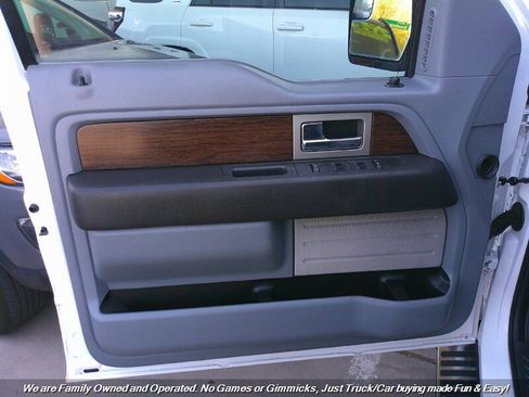 Used 2014 Ford F150 Lariat w/ Lariat Chrome Package image 13