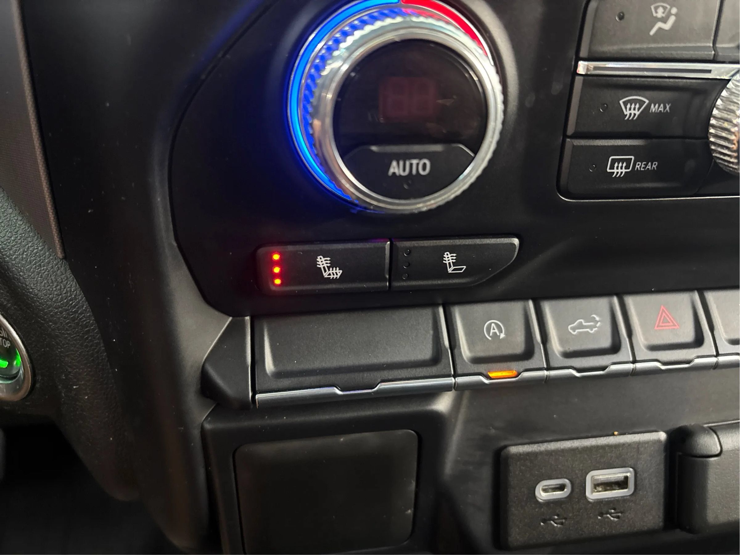 Used 2019 GMC Sierra 1500 SLE AWD/4WD image 40
