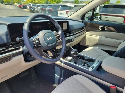 New 2026 Kia Carnival SX FWD image 13