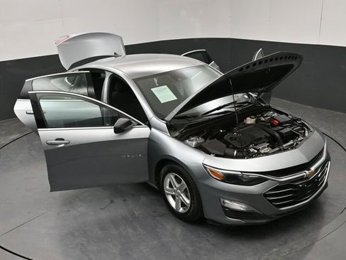 Used 2024 Chevrolet Malibu LS image 30