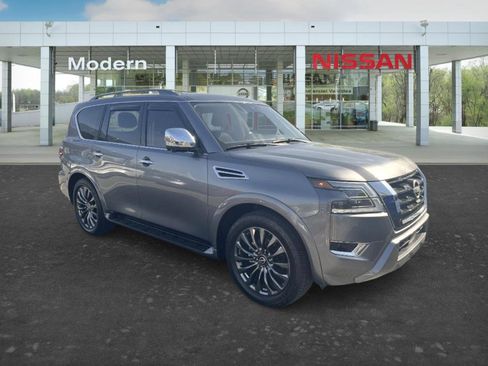 Certified 2024 Nissan Armada Platinum w/ Captain's Chairs Package image 7