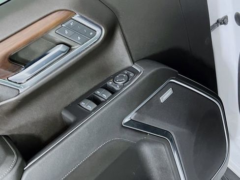 Certified 2023 GMC Sierra 1500 SLT w/ SLT Premium Package image 17