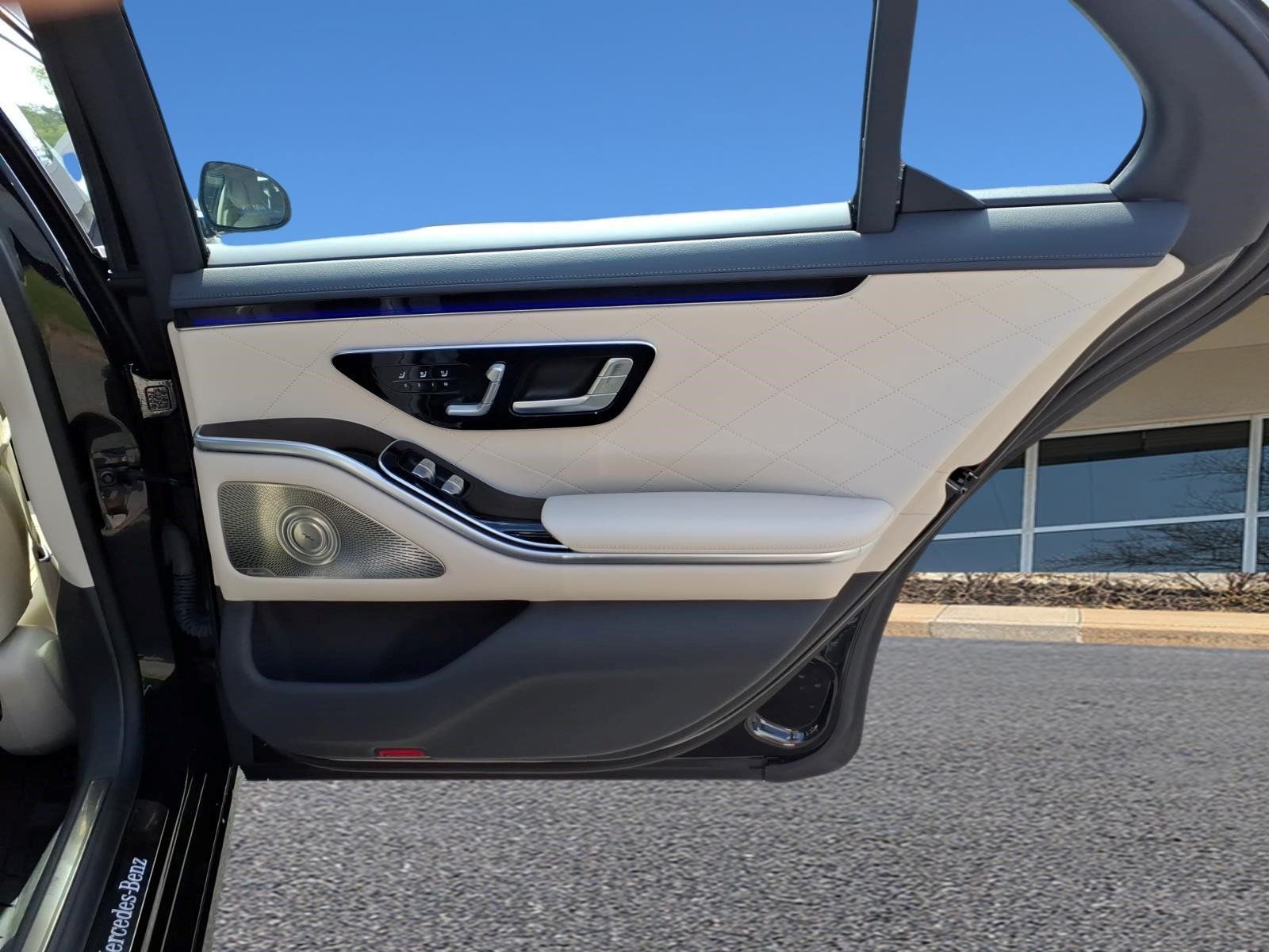 Certified 2024 Mercedes-Benz S 580 4MATIC Sedan image 28