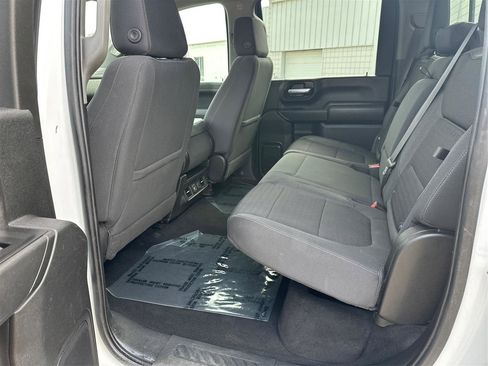 Used 2022 Chevrolet Silverado 3500 LT w/ Convenience Package image 10