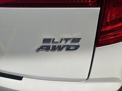 Used 2018 Honda Pilot Elite image 15