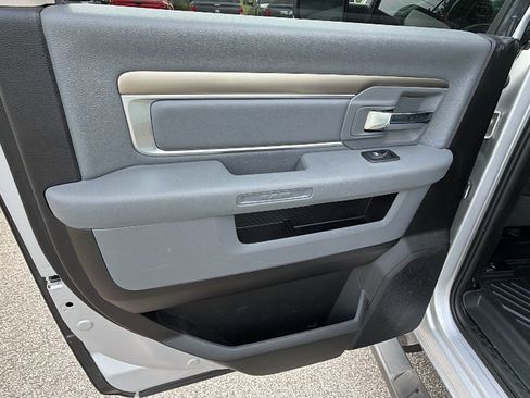 Used 2019 RAM 1500 Big Horn w/ Rambox Value Package AWD/4WD image 23