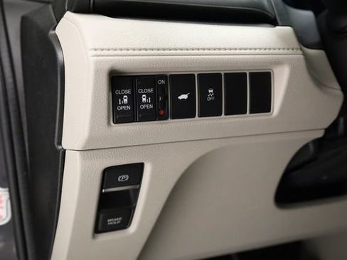 Used 2025 Honda Odyssey EX-L image 14