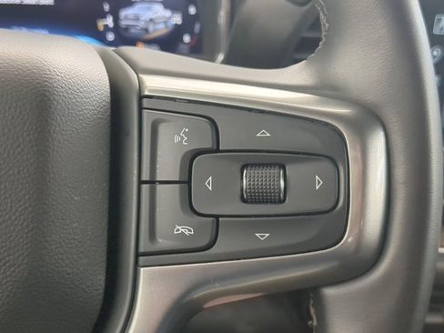 Used 2025 Chevrolet Silverado 1500 LT image 26