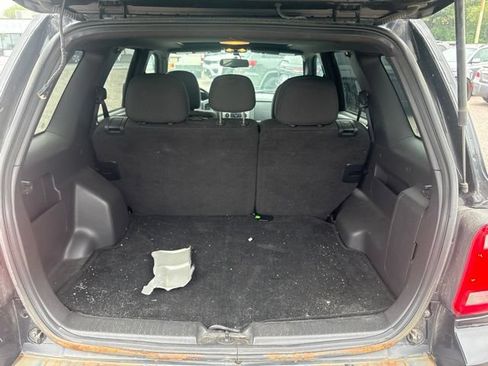 Used 2012 Ford Escape XLT FWD image 8