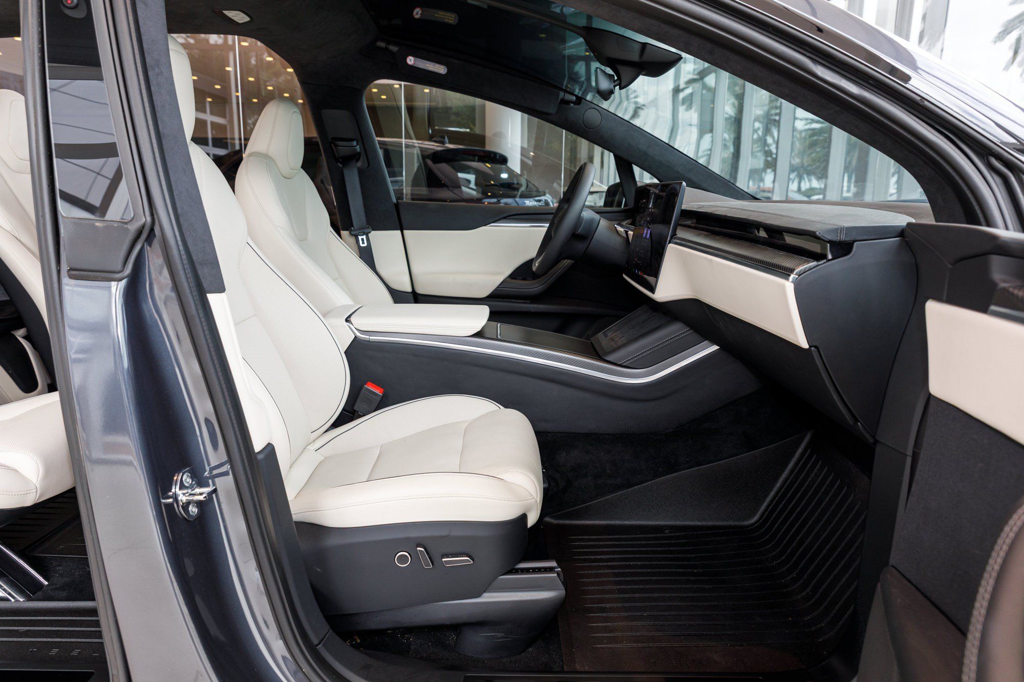 Used 2023 Tesla Model X Plaid AWD/4WD image 36