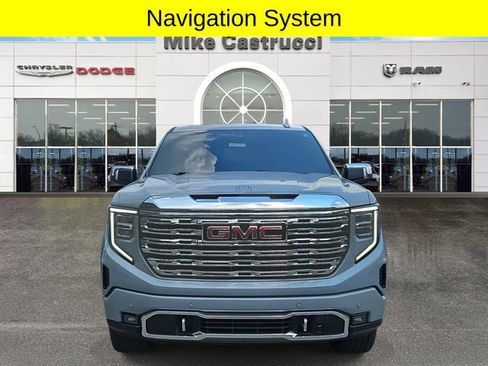 Used 2025 GMC Sierra 1500 Denali AWD/4WD image 2