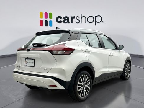 Used 2023 Nissan Kicks SV FWD image 5