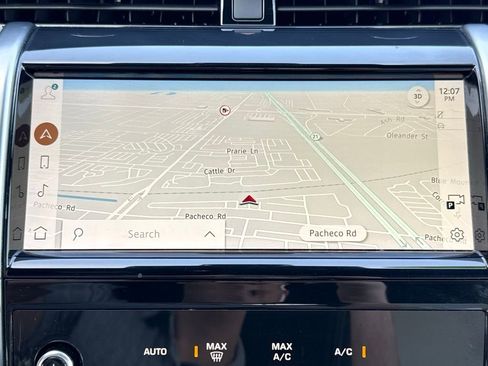 Used 2022 Land Rover Discovery Sport SE R-Dynamic image 29