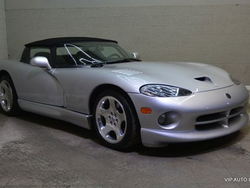 Used 1999 Dodge Viper RT/10 image 1
