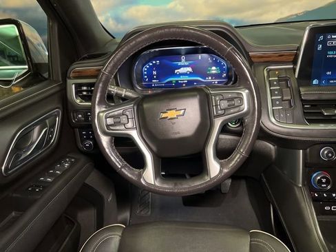 Used 2022 Chevrolet Suburban Premier AWD/4WD image 70