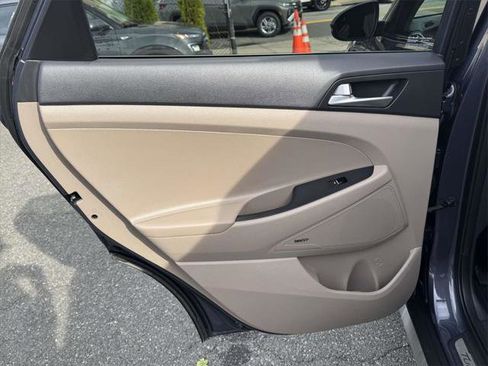 Certified 2021 Hyundai Tucson Limited image 10