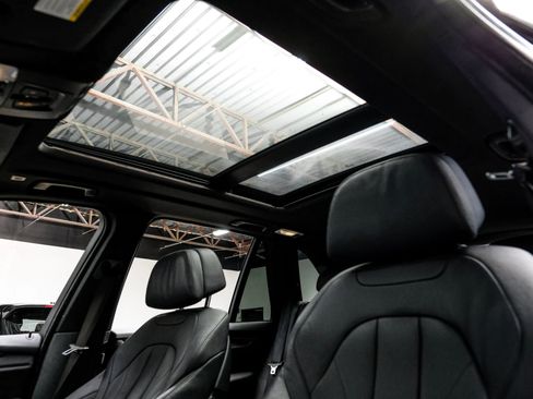 Used 2016 BMW X5 xDrive35d image 5